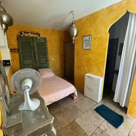 Maison D'hôtes Le Mas De Lila Hotel Vers-Pont-du-Gard